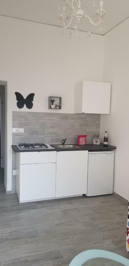 مبيت وإفطار ساليرنو Butterfly House المظهر الخارجي الصورة